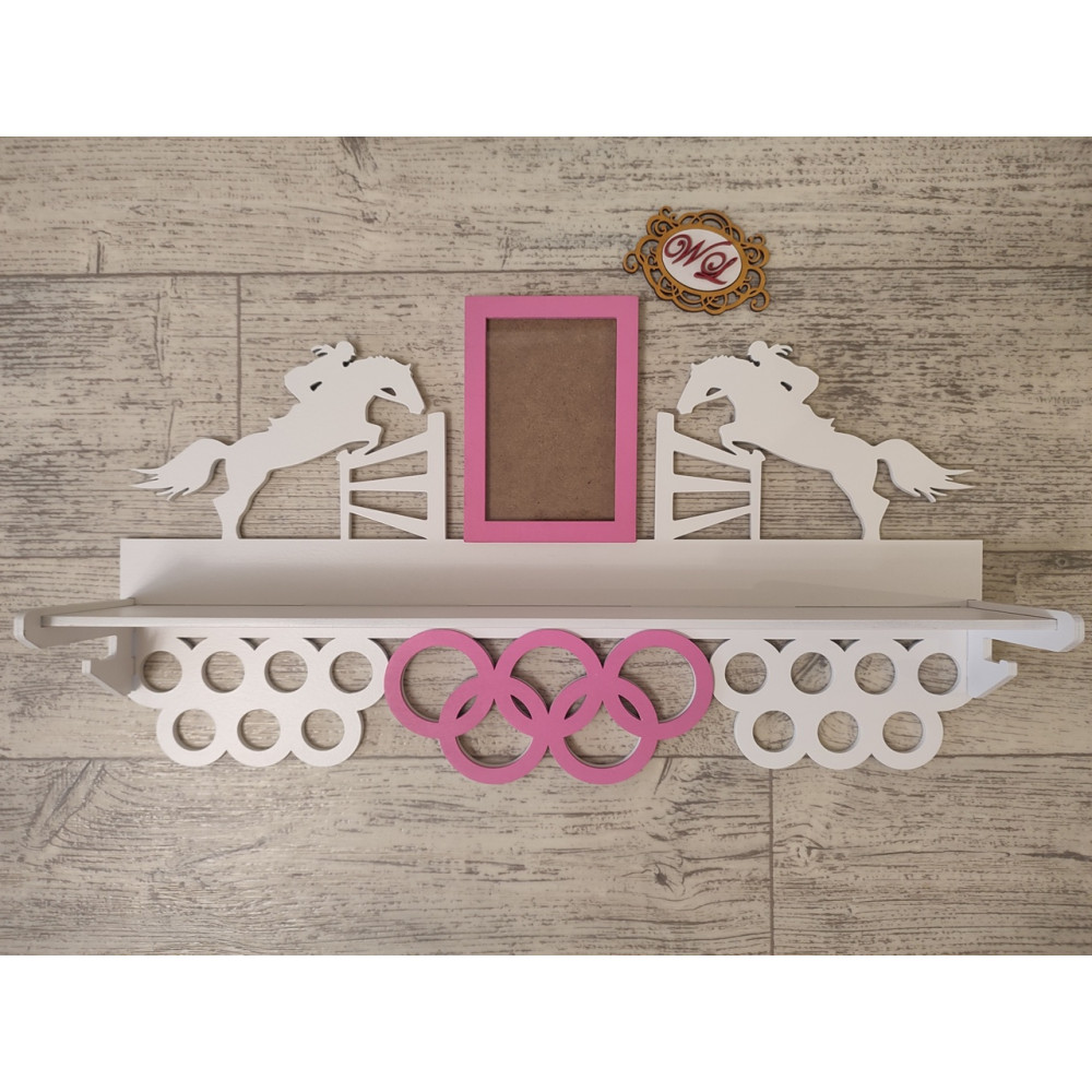 Медальница с наездницами и с фоторамкой