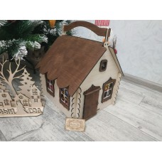 Новогодний домик для подарков и декора